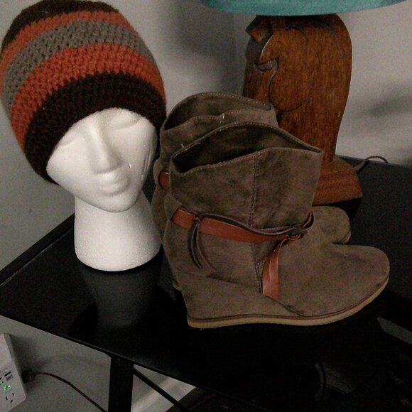 Mia Carrie Boots - Picture 3 of 4